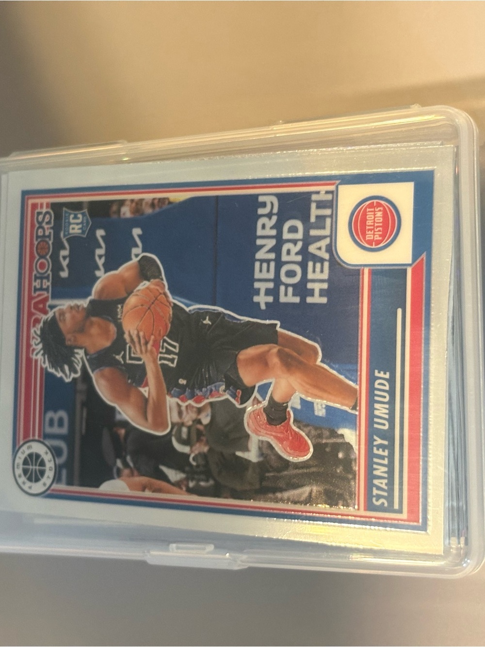 NBA Hoops Premium Stock lot (22 cards) - Picture 2 of 2